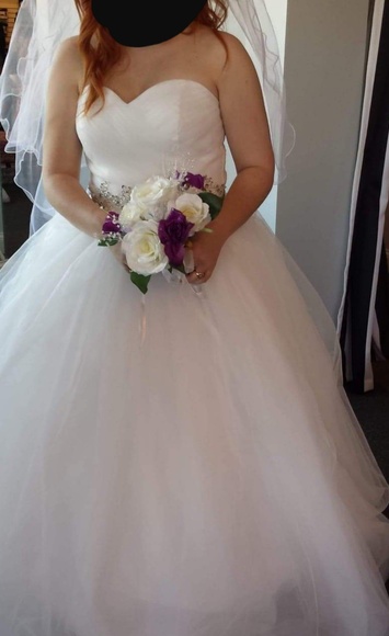 Designer Wedding Dress - Picture 2 of 4